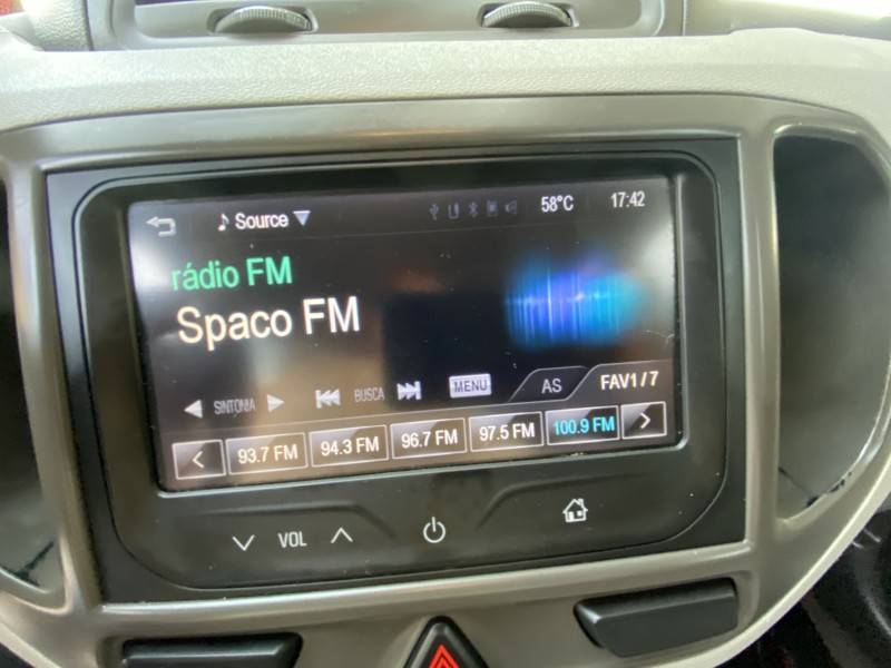 CHEVROLET - SPIN - 2013/2014 - Cinza - R$ 55.900,00