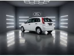 FORD - FIESTA - 2014/2014 - Branca - R$ 31.900,00