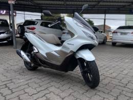 HONDA - PCX - 2021/2021 - Branca - R$ 16.900,00