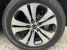 KIA MOTORS - SPORTAGE - 2013/2014 - Branca - R$ 75.900,00