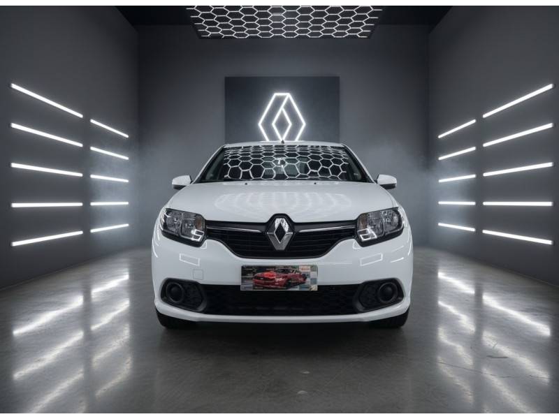 RENAULT - SANDERO - 2017/2018 - Branca - Sob Consulta