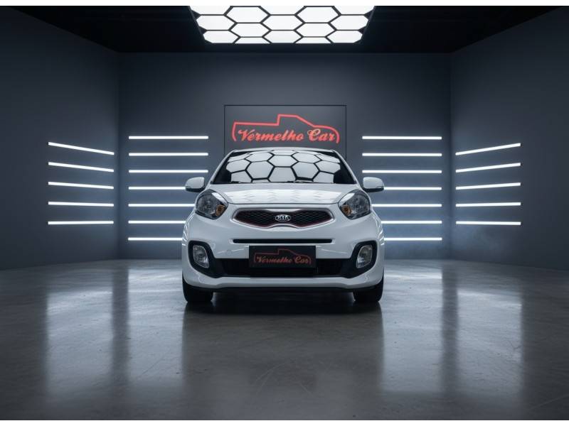 KIA MOTORS - PICANTO - 2014/2015 - Branca - R$ 45.900,00
