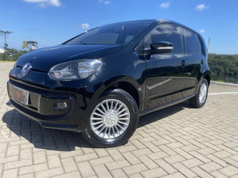 VOLKSWAGEN - UP - 2016/2016 - Preta - R$ 42.900,00