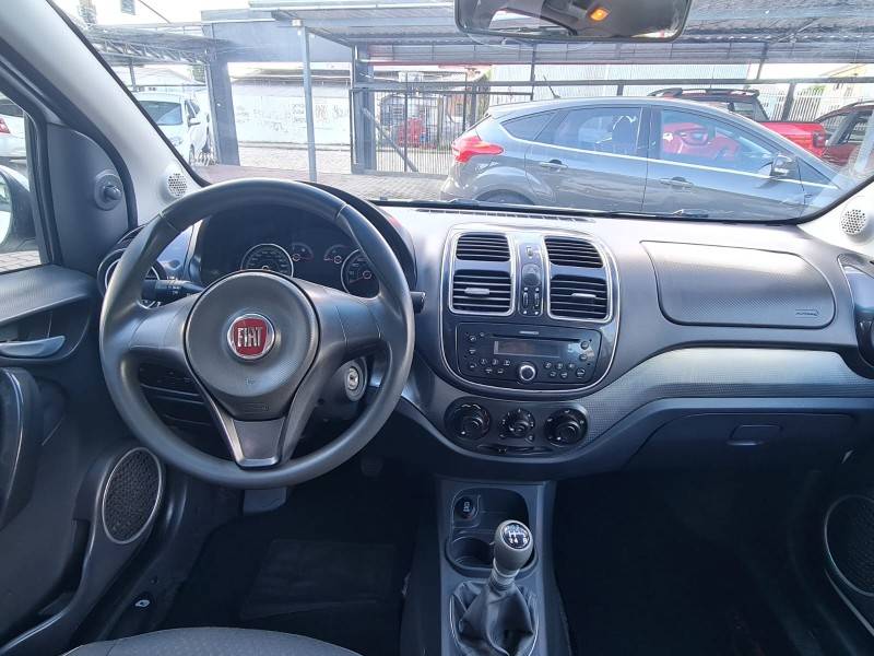 FIAT - SIENA - 2013/2014 - Branca - R$ 39.900,00